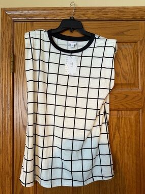 Windowpane Grid Sleeveless Top - Black & White Lularoe NWT